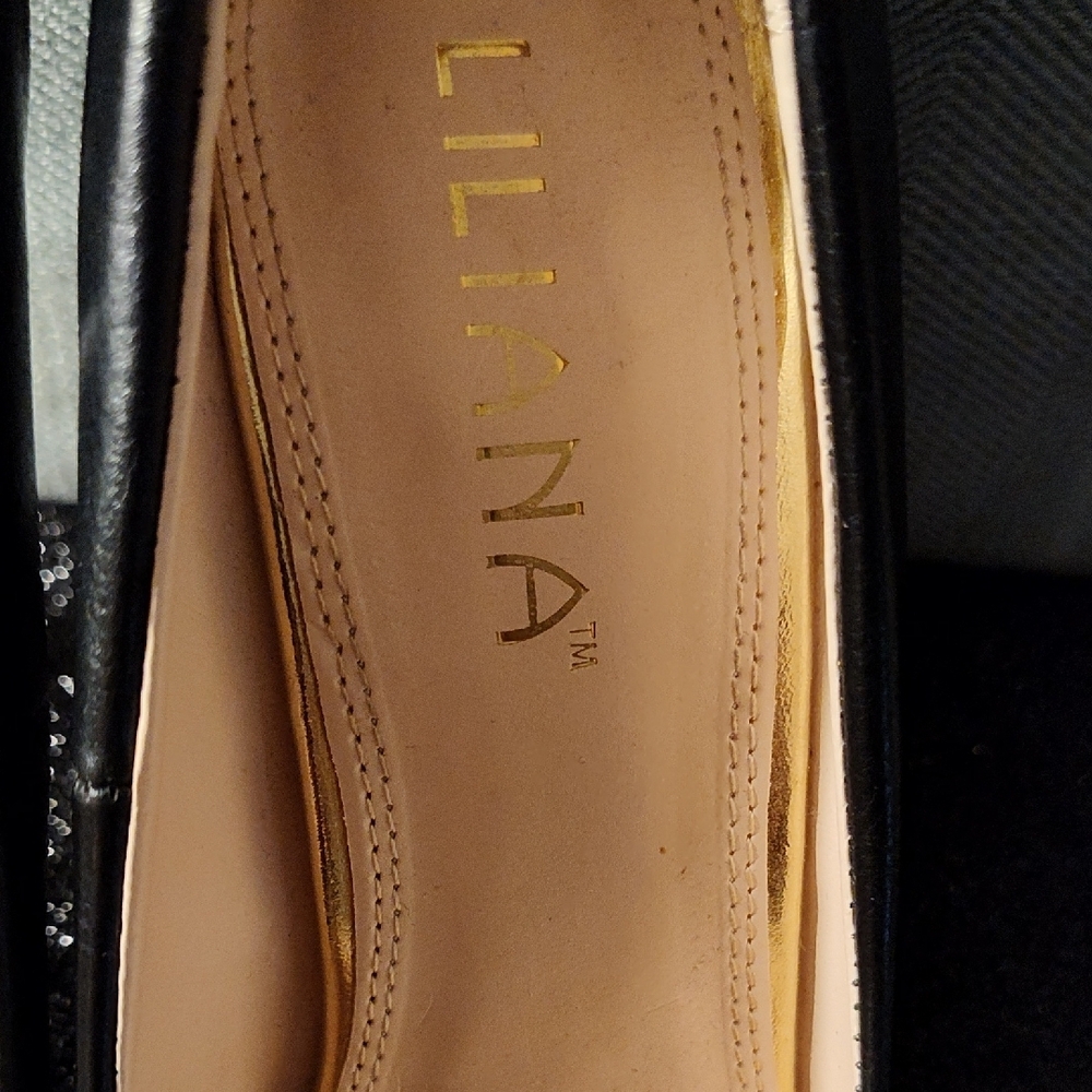 Lulu's Black and Gold Flawless Heels - Picture 2 of 6